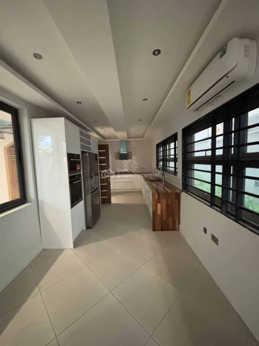 Executive 4-bedroom, East Airport, Airport Residential Area, Accra, House for Sale