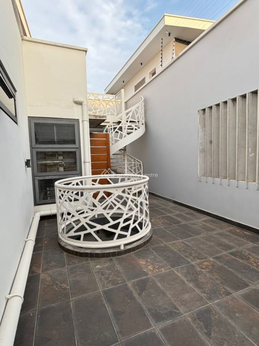 Executive 4-bedroom, East Airport, Airport Residential Area, Accra, House for Sale