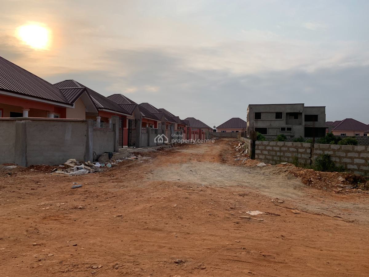 Prime Plots with Fast Documentation, Community 25, Tema, Accra, Mixed-use Land for Sale