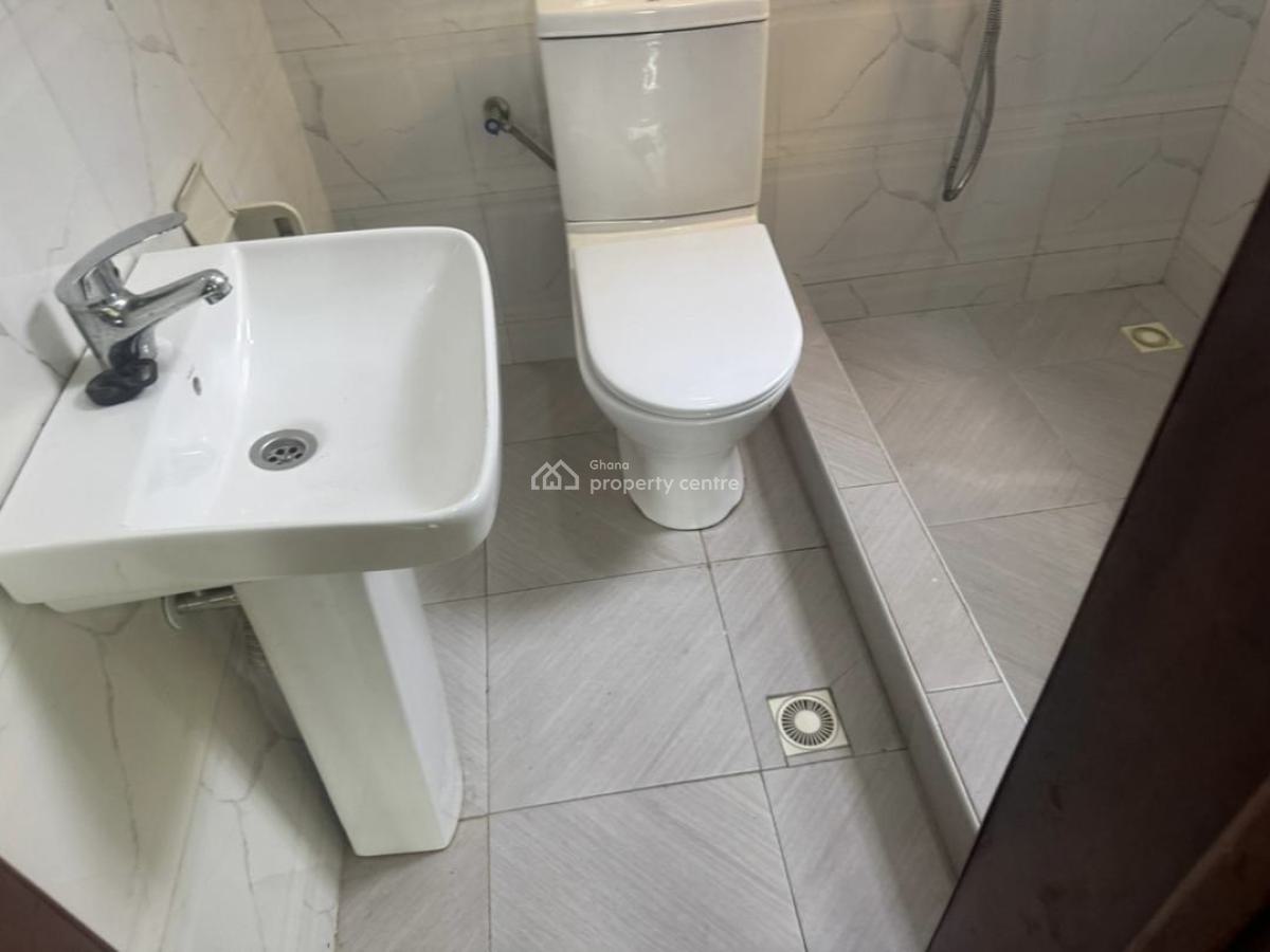 2 Bedrooms, Tantra Hills, Achimota, Accra, Apartment for Rent