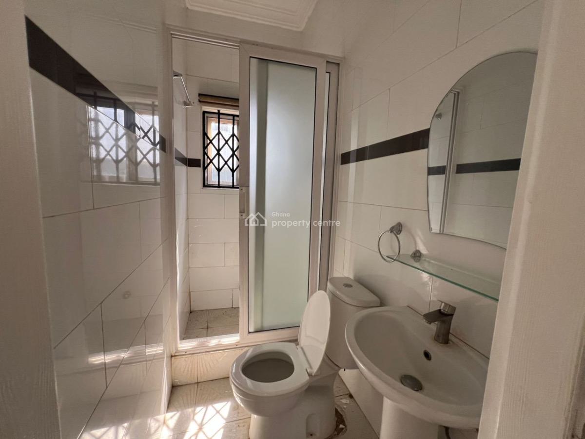 2 Bedrooms House, Oyarifa, La Nkwantanang Madina Municipal, Accra, Detached Bungalow for Rent