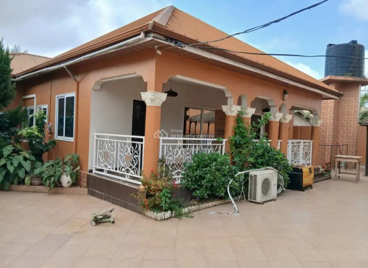 12 Bedrooms, Feyiase, Wisconson University. Atonsu Aputuogya Road., Kumasi Metropolitan, Ashanti, House for Sale