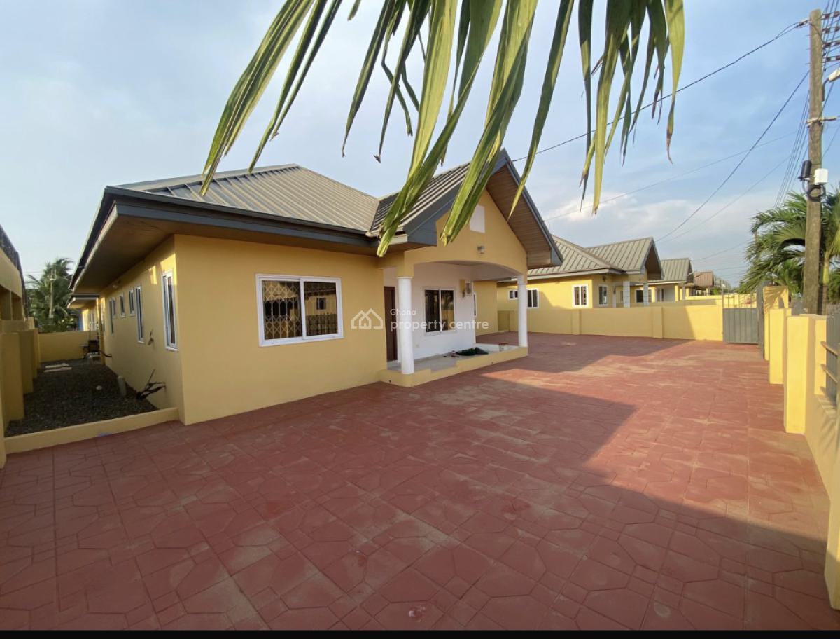 3 Bedroom Semi-finished Detached House with a Boys Quarter, Hfc Road, Community 25, Tema, Accra, Detached Bungalow for Rent