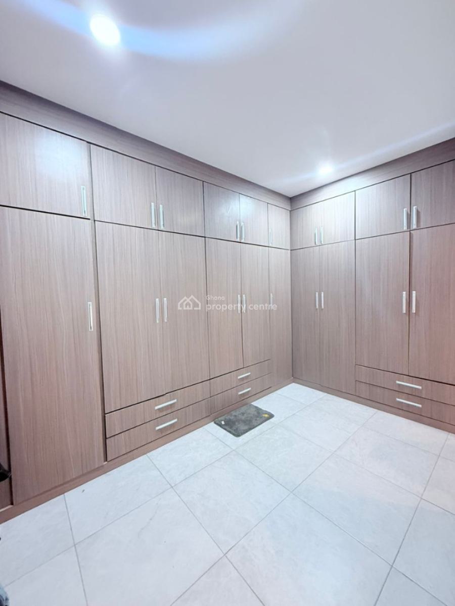 Executive 4 Bedroom, East Airport, Airport Residential Area, Accra, House for Rent