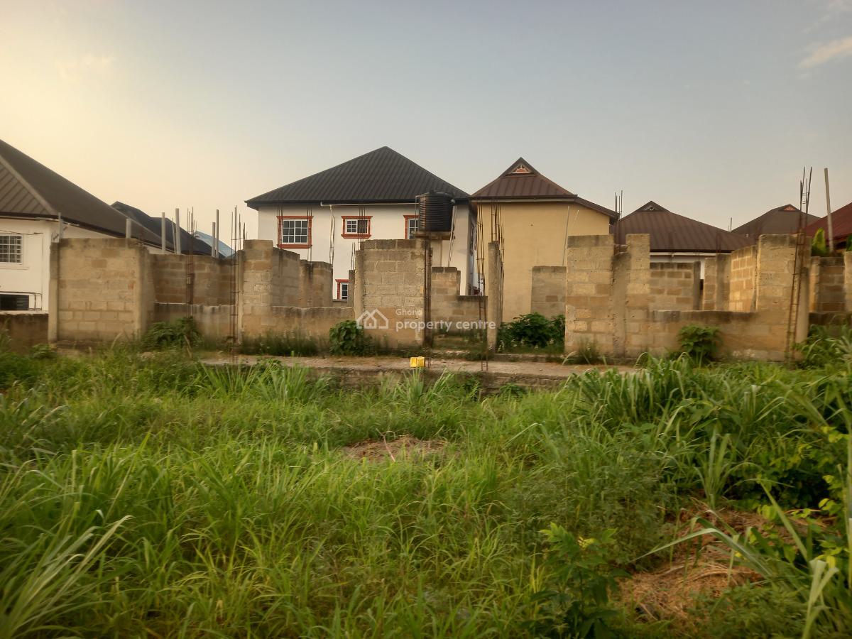 8 Bedrooms ( Apartment/ Flat House), Kenyasi Truba, Near Buokrom Estate., Kumasi Metropolitan, Ashanti, House for Sale