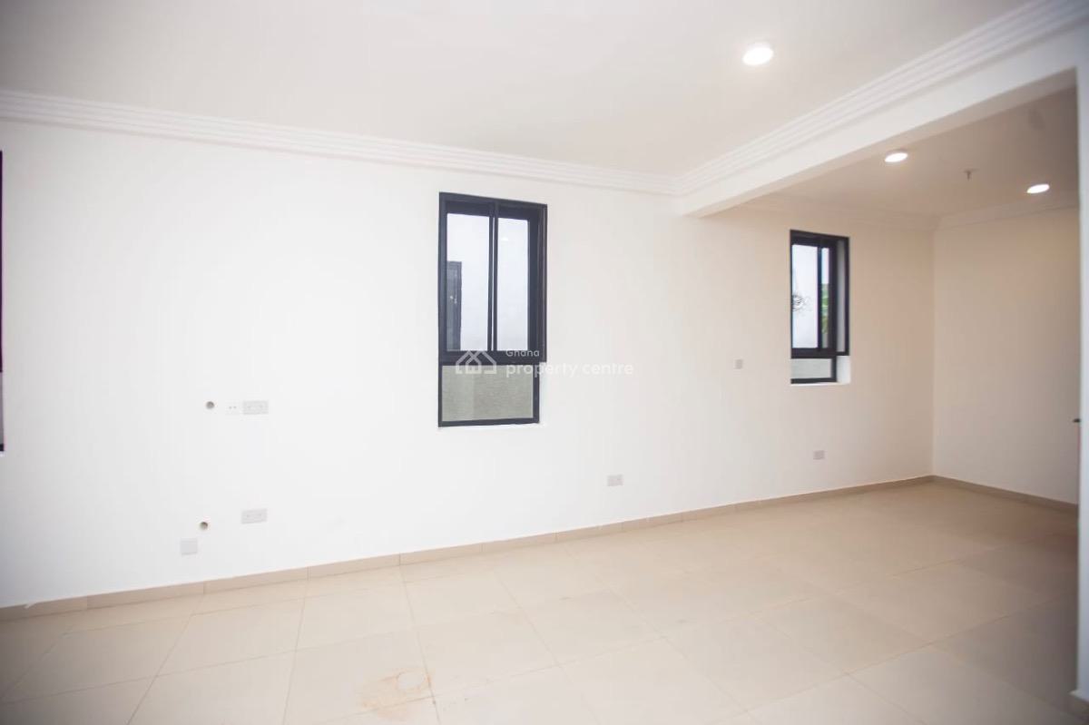 3 Bedrooms Detached Duplex, Oyarifa, La Nkwantanang Madina Municipal, Accra, Detached Duplex for Sale