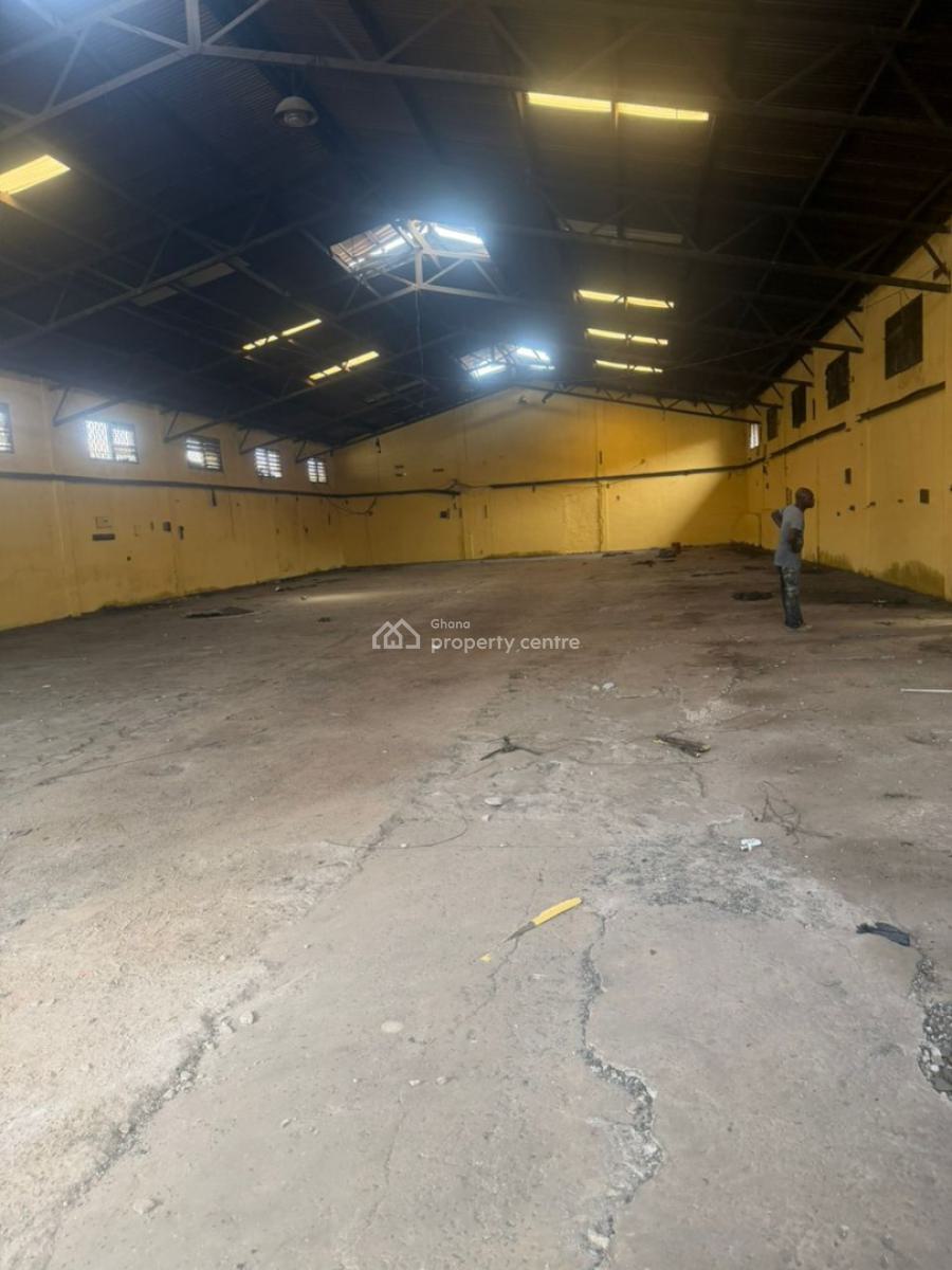 Warehouse, Circle, Ga Central Municipal, Accra, Warehouse for Rent