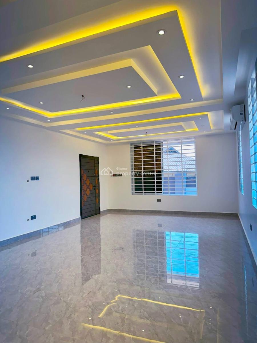 3 Bedrooms at Oyarifa, Mall Area, Oyarifa, La Nkwantanang Madina Municipal, Accra, Detached Duplex for Sale