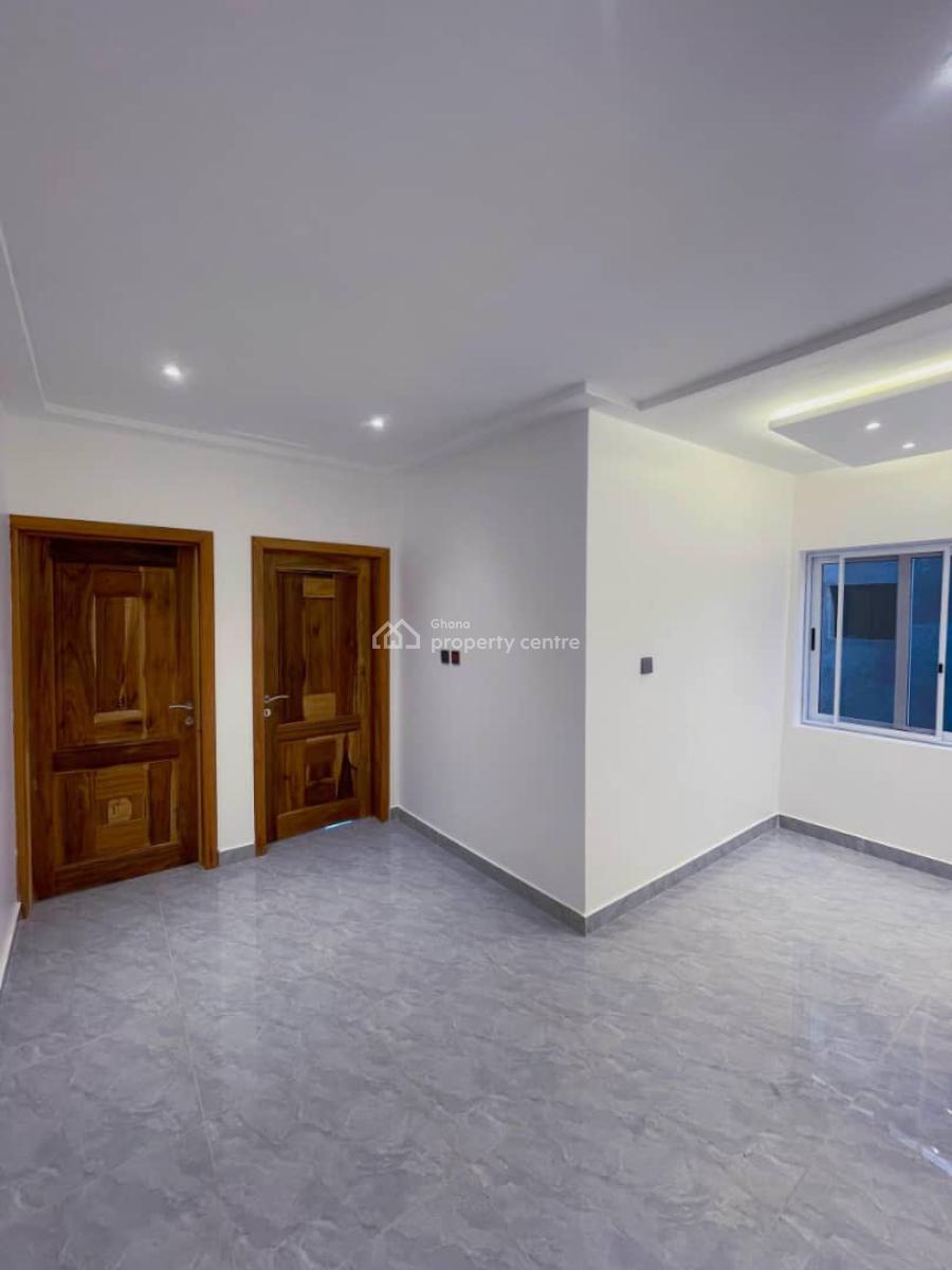 3 Bedrooms at Oyarifa, Mall Area, Oyarifa, La Nkwantanang Madina Municipal, Accra, Detached Duplex for Sale