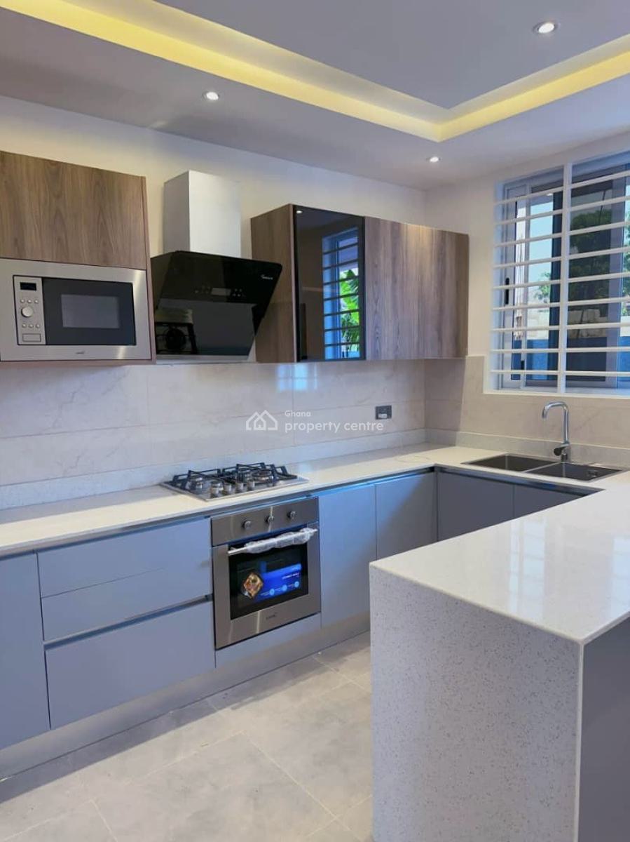 3 Bedrooms at Oyarifa, Mall Area, Oyarifa, La Nkwantanang Madina Municipal, Accra, Detached Duplex for Sale