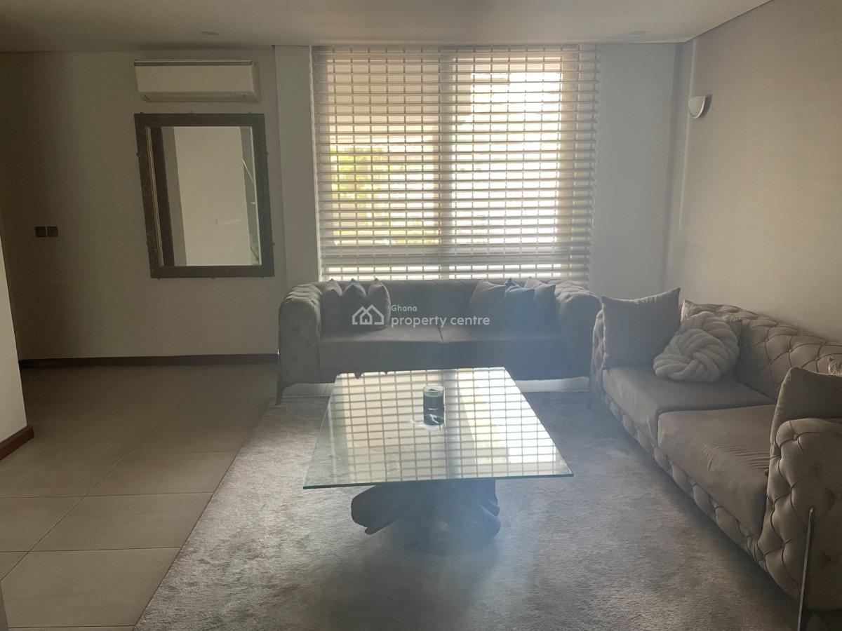 Well Presented 4 Bedrooms House, Anobaa Close, Airport Residential Area, Accra, House for Sale