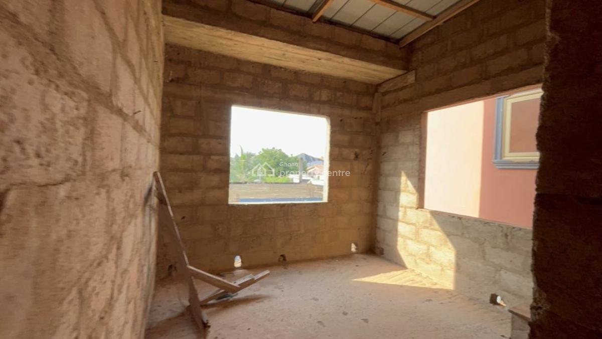 6 Bedrooms, Graval Pit, Oyarifa, La Nkwantanang Madina Municipal, Accra, Detached Duplex for Sale