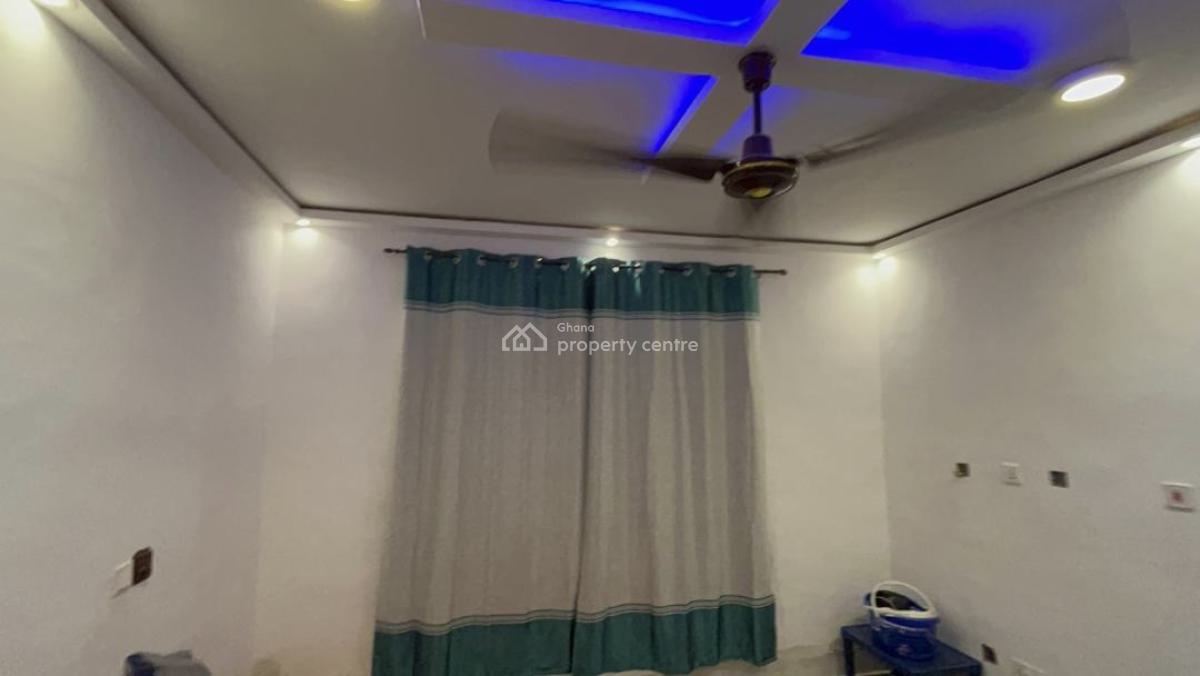 6 Bedrooms, Graval Pit, Oyarifa, La Nkwantanang Madina Municipal, Accra, Detached Duplex for Sale