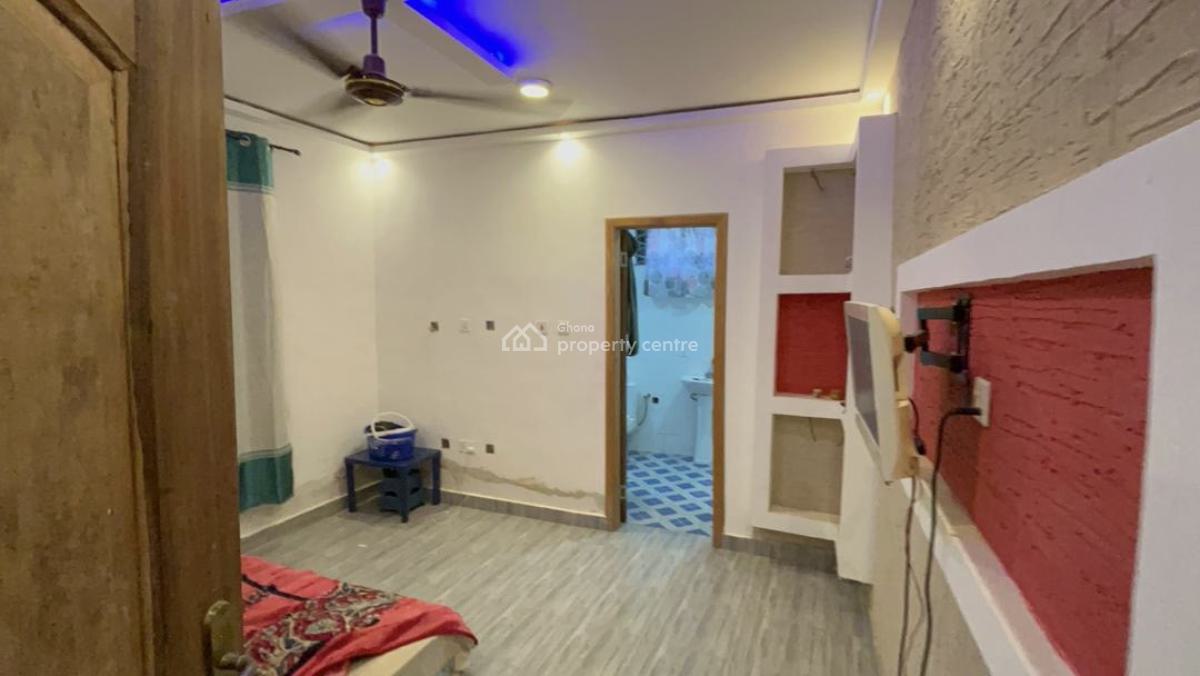 6 Bedrooms, Graval Pit, Oyarifa, La Nkwantanang Madina Municipal, Accra, Detached Duplex for Sale