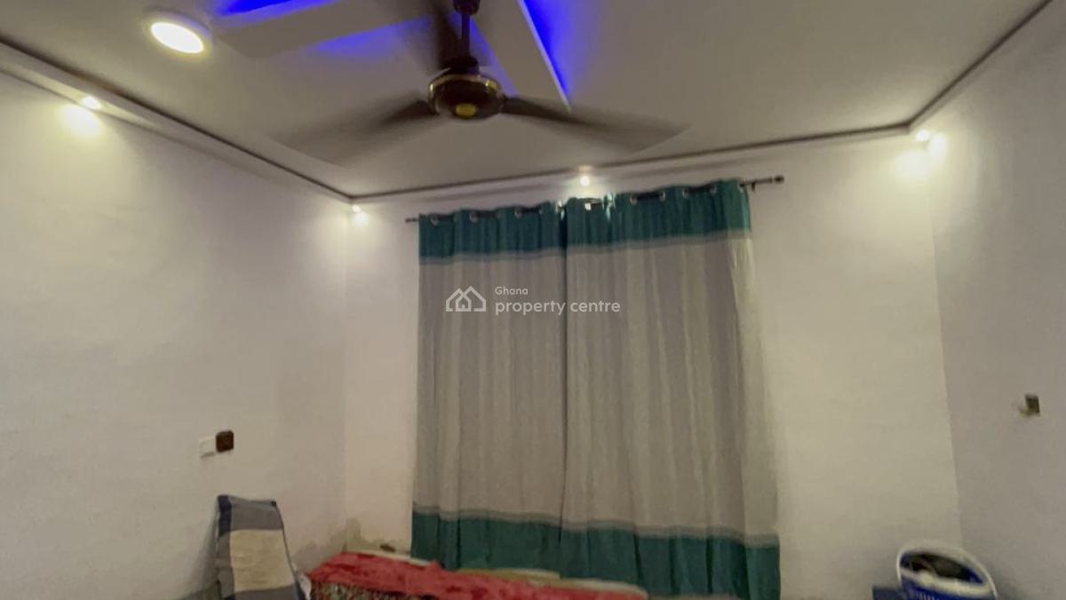 6 Bedrooms, Graval Pit, Oyarifa, La Nkwantanang Madina Municipal, Accra, Detached Duplex for Sale