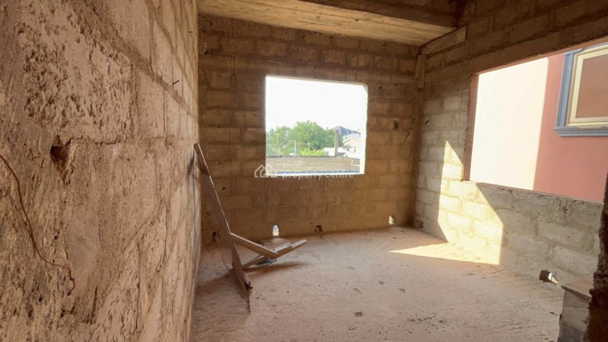 6 Bedrooms, Graval Pit, Oyarifa, La Nkwantanang Madina Municipal, Accra, Detached Duplex for Sale