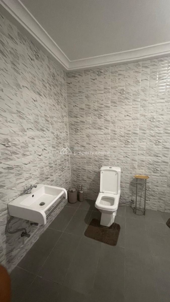 5 Bedrooms, Ashallaja, Amasaman, Ga West Municipal, Accra, Detached Duplex for Sale