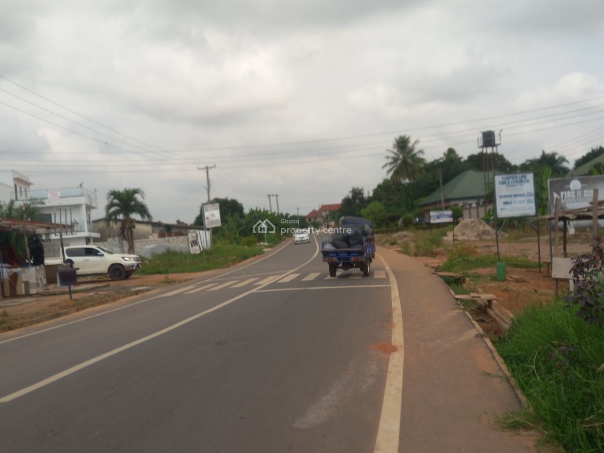 2 Plots By The Road Side, Owhim Amanfrom, Abrepo Road., Kumasi Metropolitan, Ashanti, Land for Sale