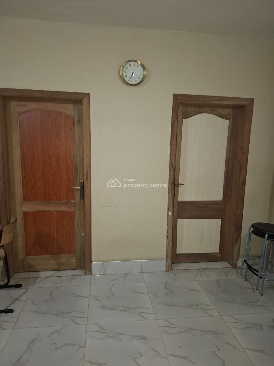 Chamber & Hall Self-contained Apartment, Lomnava, Ga West Municipal, Accra, Mini Flat for Rent