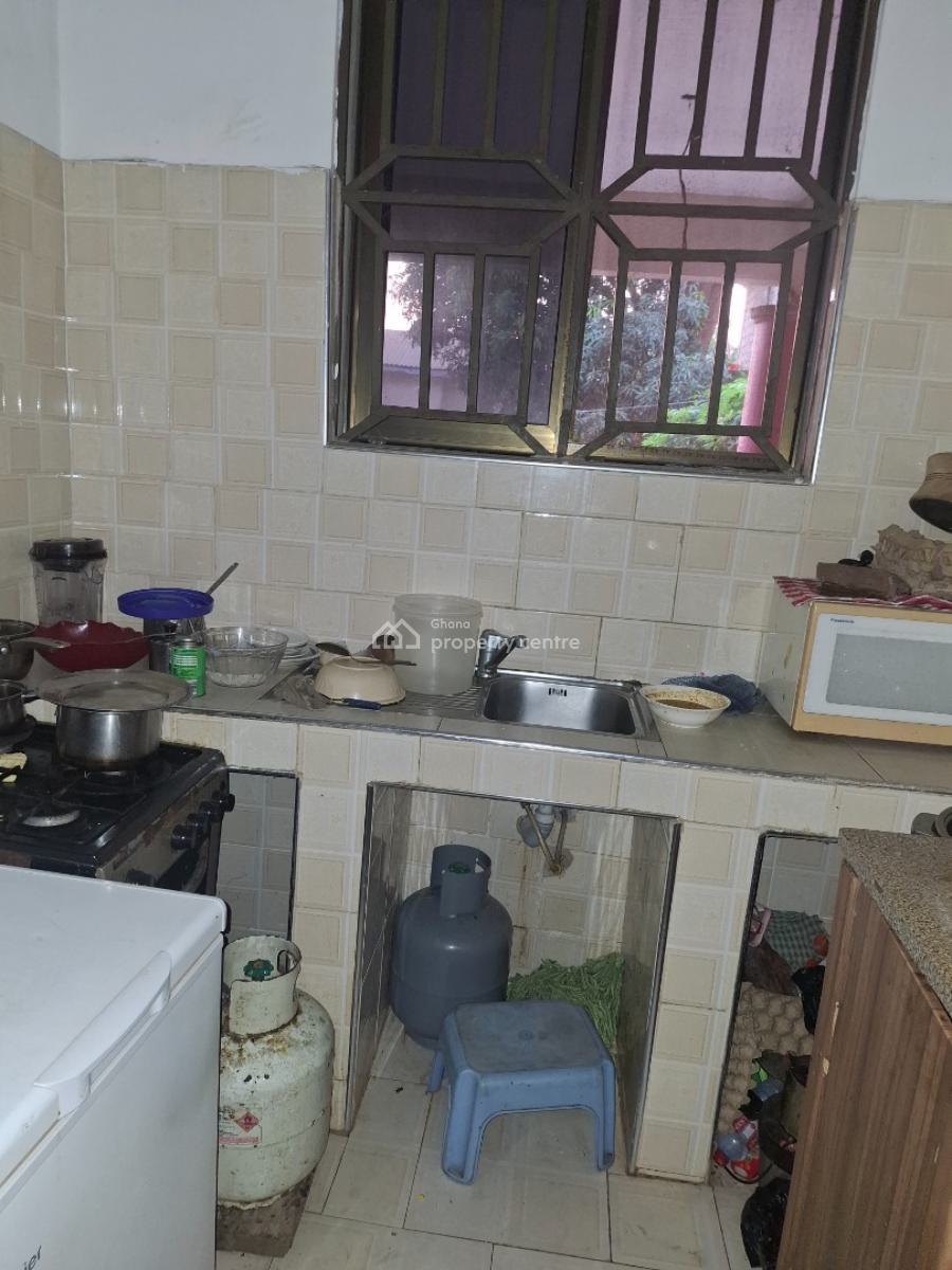 Chamber & Hall Self-contained Apartment, Lomnava, Ga West Municipal, Accra, Mini Flat for Rent