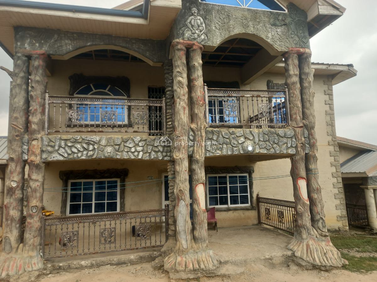 8 Bedrooms, Kodie Mowire, on Kumasi Offinso Road., Kumasi Metropolitan, Ashanti, House for Sale