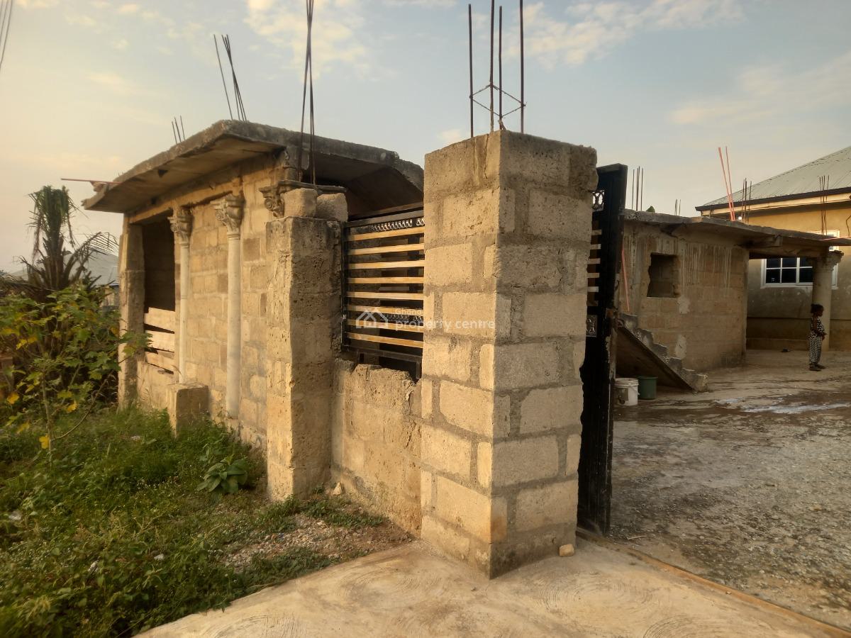 4 Bedrooms, Bosore Saaman, Near Kenyasi., Kumasi Metropolitan, Ashanti, House for Sale