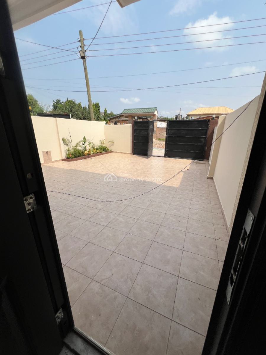 Executive 3 Bedrooms House Modern Building with Execellent Facilities, Ashongman Estate, Dome, Ga East Municipal, Accra, Semi-detached Duplex for Sale