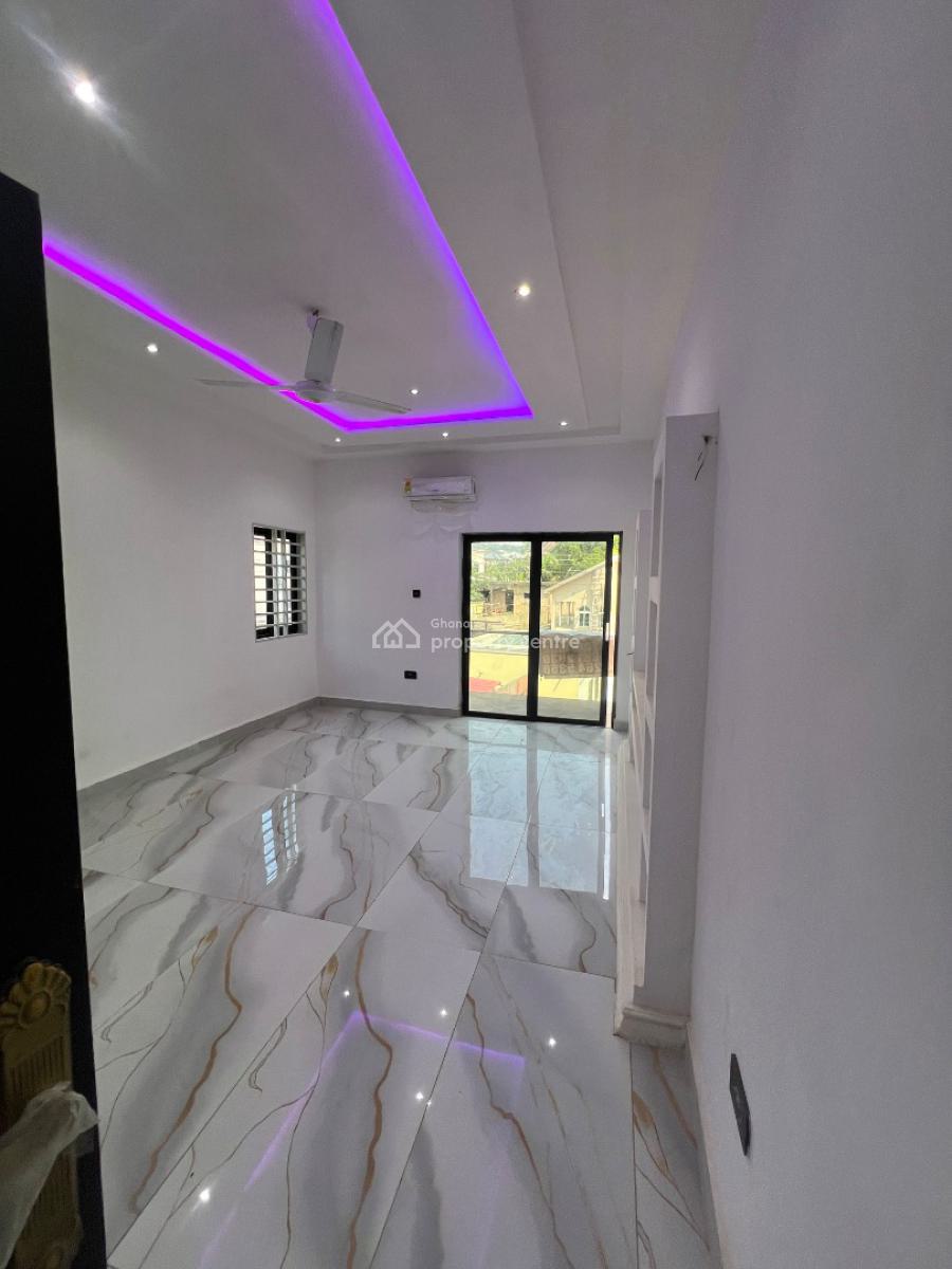 Executive 4 Bedrooms Selling, Ashongman Estate, Kwabenya, Ga East Municipal, Accra, Detached Bungalow for Sale