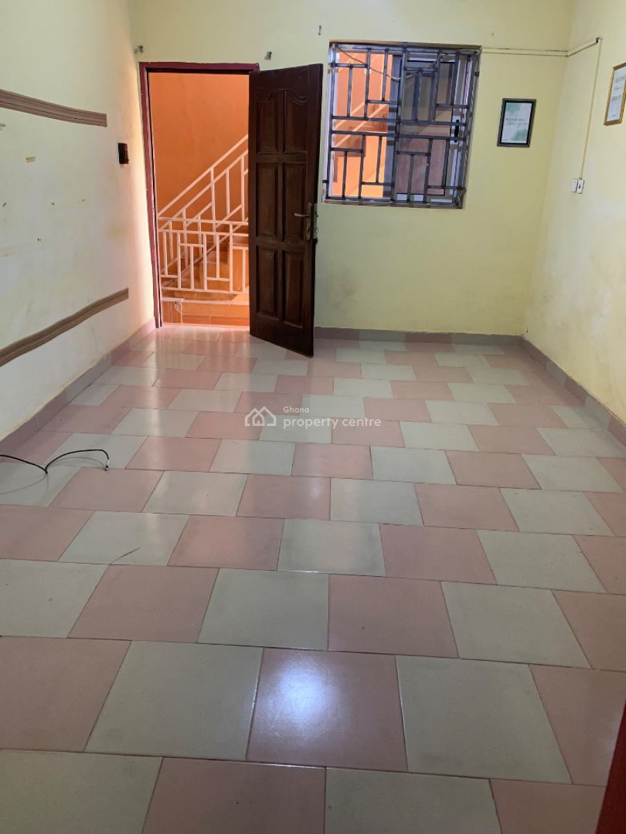 Single Room S/c @ Dome, Pillar2 Station, Dome, Ga East Municipal, Accra, Single Room Self Contained for Rent