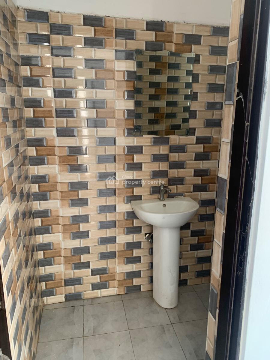 Chamber and Hall Apt@taifa, Taifa ,dome, Dome, Ga East Municipal, Accra, Apartment for Rent