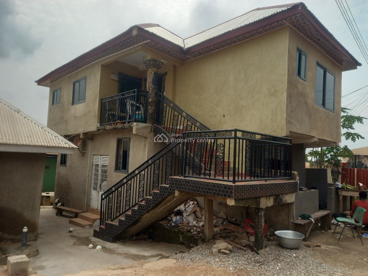 8 Bedrooms, Abuakwa Koforidua, Kumasi Metropolitan, Ashanti, House for Sale