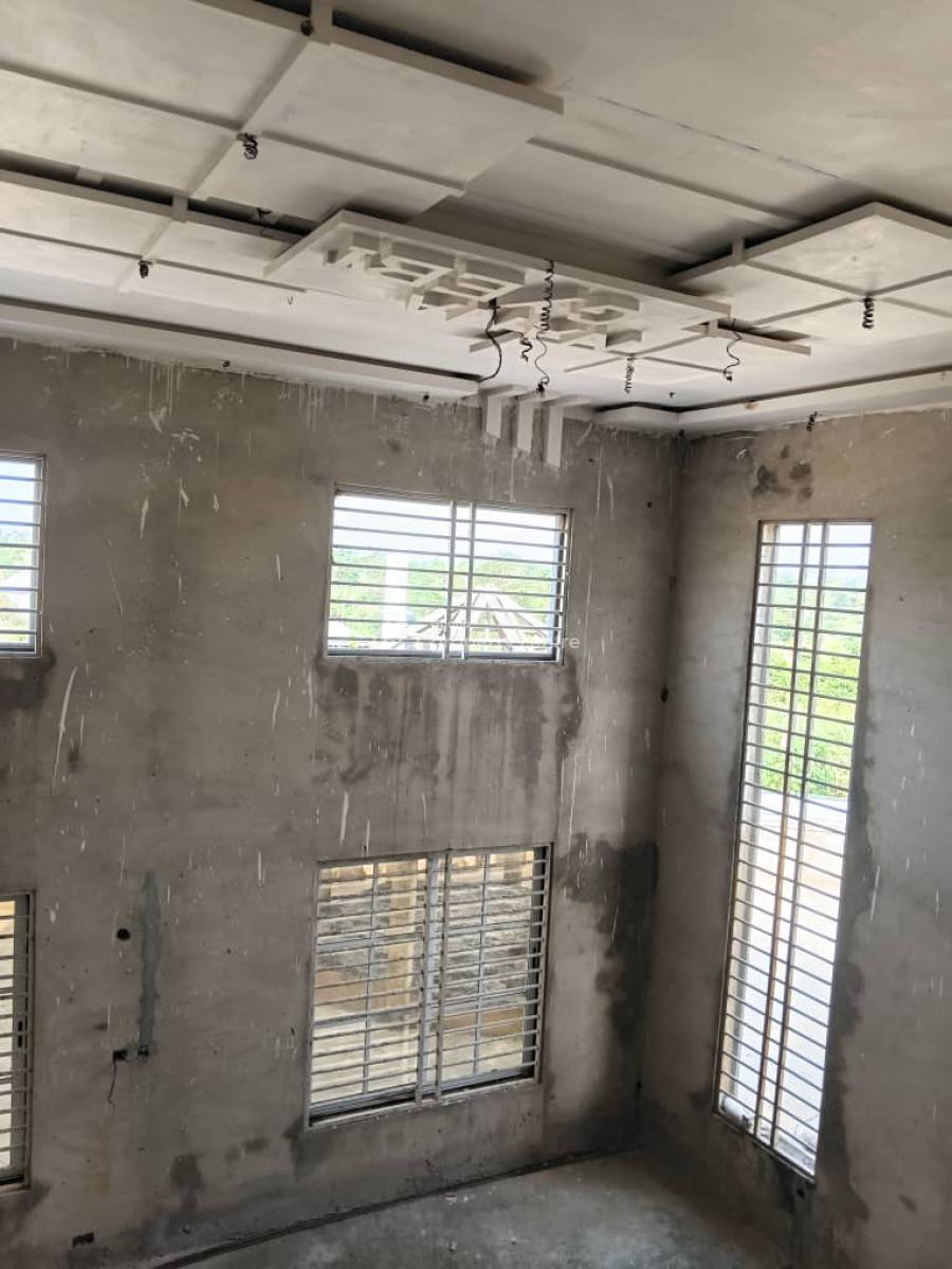 4 Bedrooms, Bomfa Junction, on Ejisu Accra Road., Ejisu-juaben Municipal, Ashanti, House for Sale