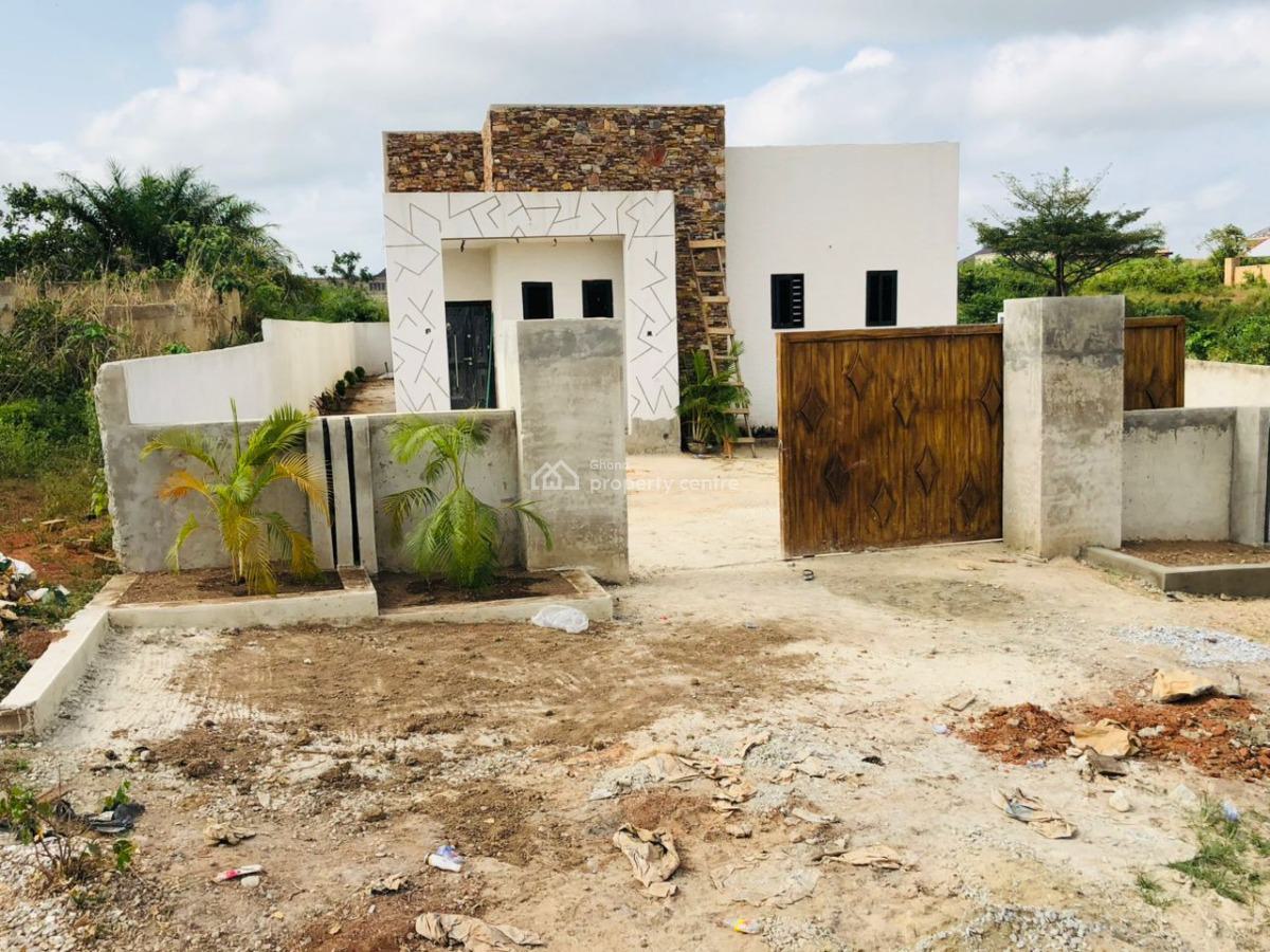 4 Bedrooms, Pakyi No. 2, Santasi Road, Kumasi Metropolitan, Ashanti, House for Sale