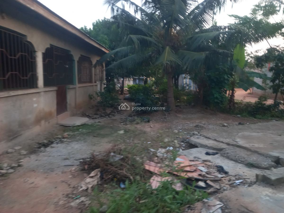 4 Bedrooms ( 3rd House From The Main Road), Buobai, Near Asokore Mampong., Kumasi Metropolitan, Ashanti, House for Sale