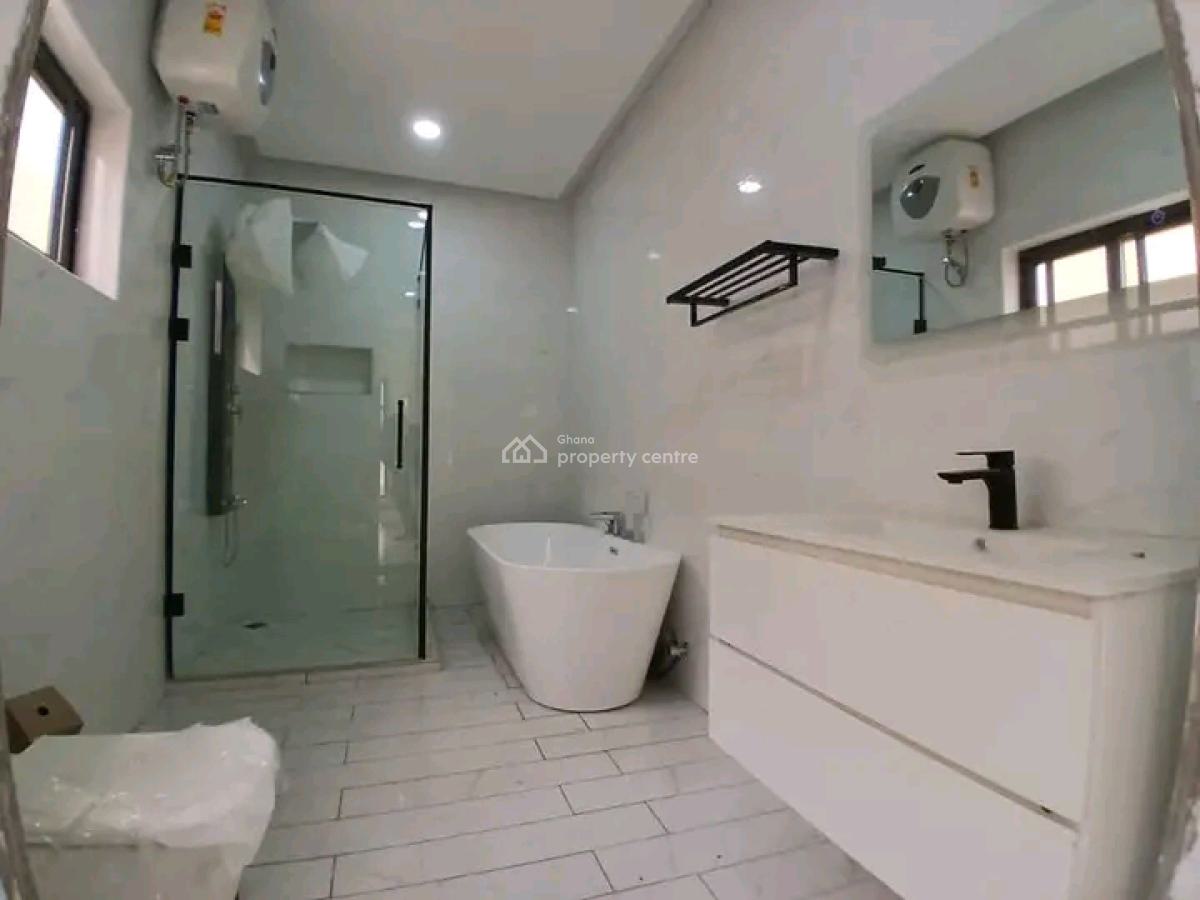 Luxurious 4-bedroom Townhouse @ East Legon Hill, East Legon Hills, East Legon, Accra, Townhouse for Sale