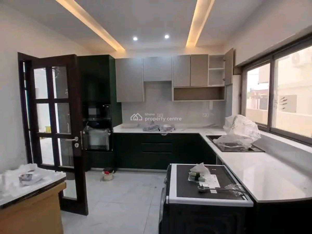 Luxurious 4-bedroom Townhouse @ East Legon Hill, East Legon Hills, East Legon, Accra, Townhouse for Sale