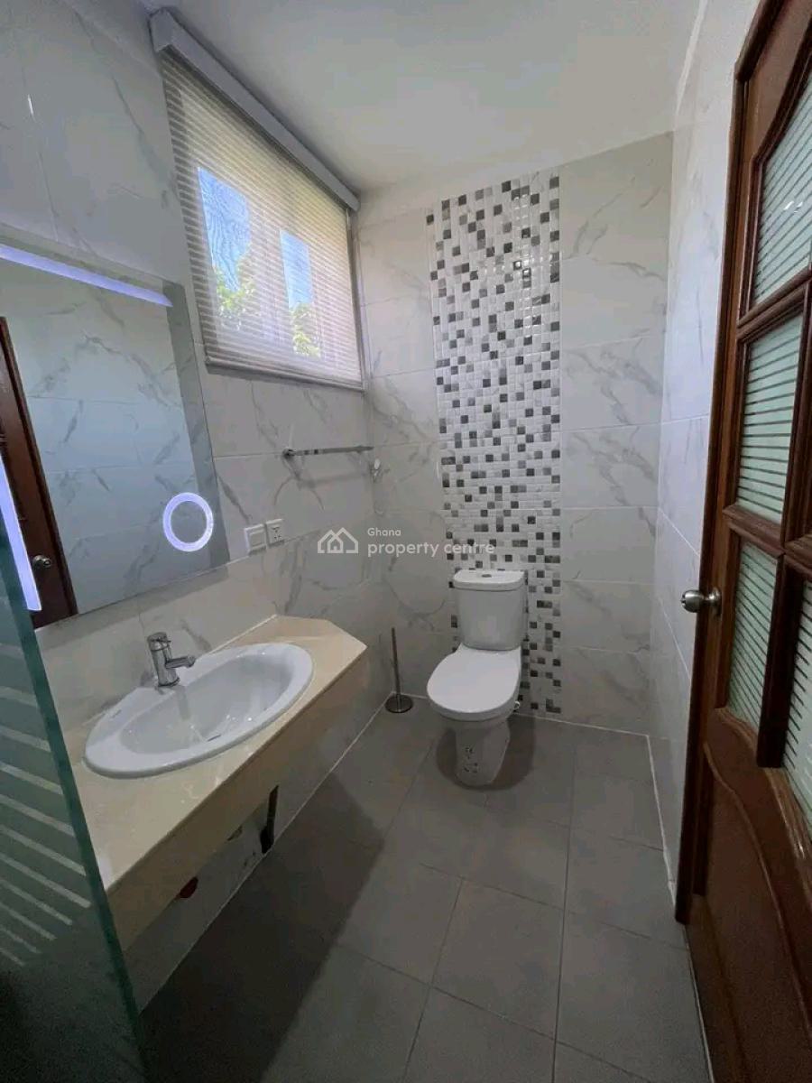 Luxurious 4-bedroom Townhouse @east Airport, East Airport, Airport Residential Area, Accra, Townhouse for Rent