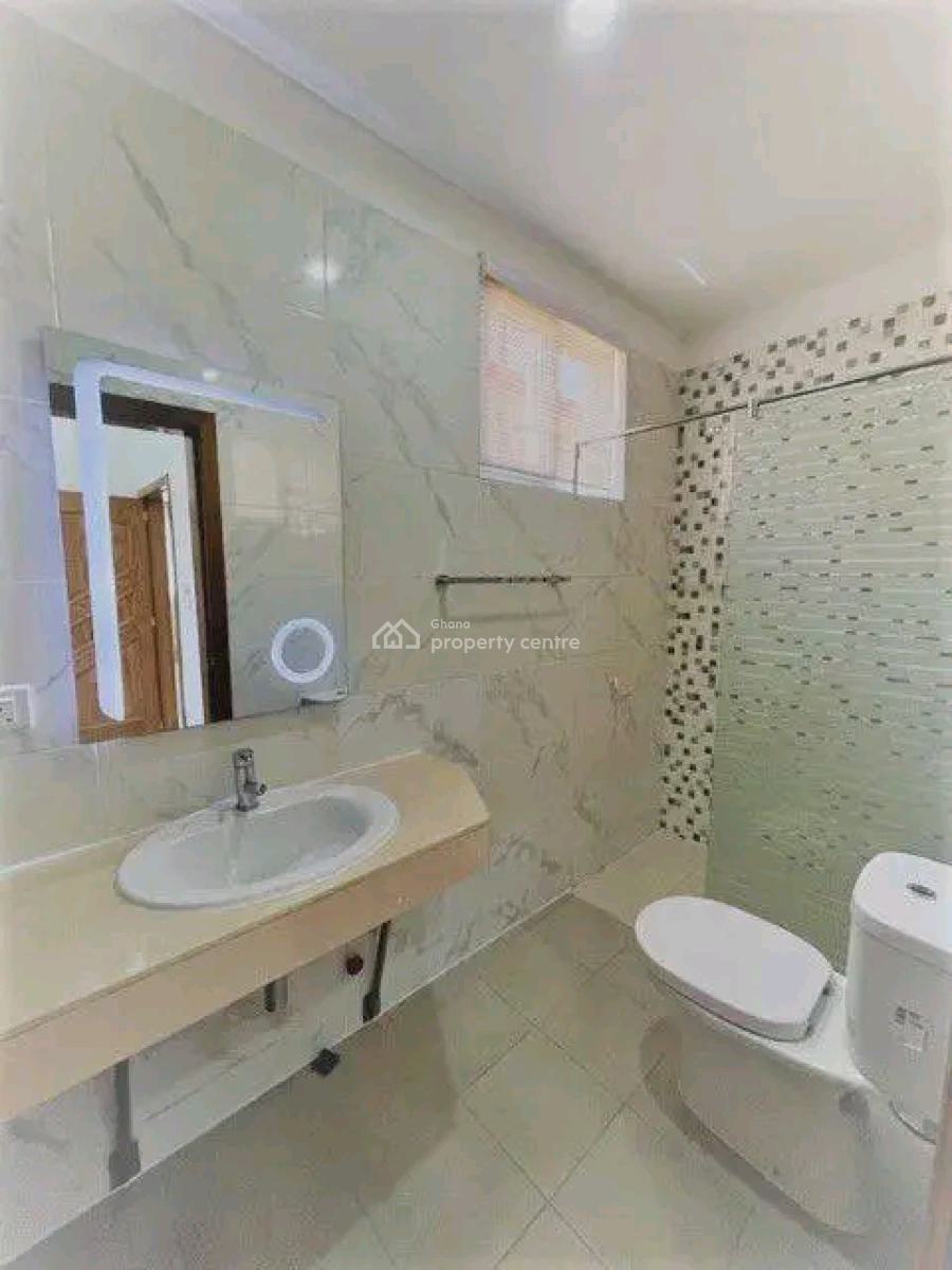 Luxurious 4-bedroom Townhouse @east Airport, East Airport, Airport Residential Area, Accra, Townhouse for Rent