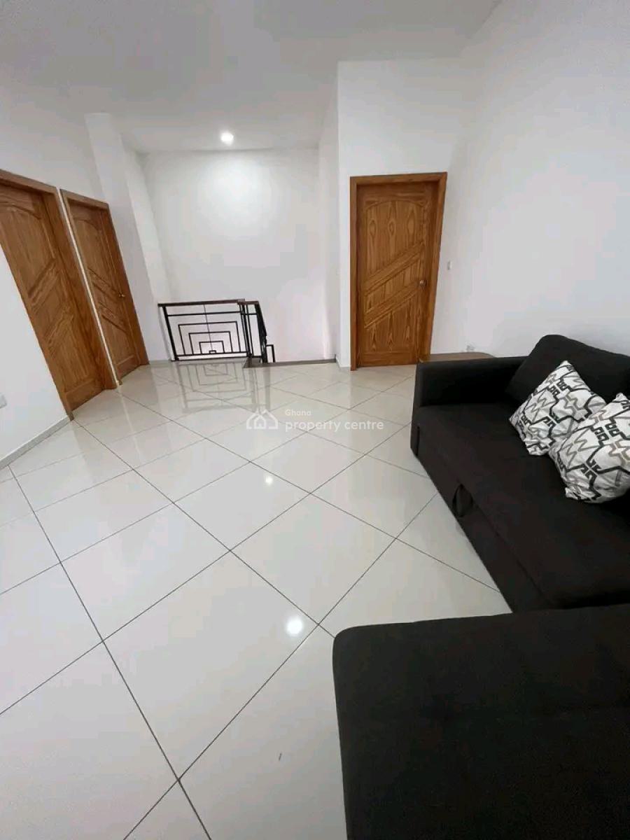 Luxurious 4-bedroom Townhouse @east Airport, East Airport, Airport Residential Area, Accra, Townhouse for Rent
