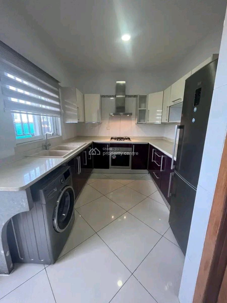 Luxurious 4-bedroom Townhouse @east Airport, East Airport, Airport Residential Area, Accra, Townhouse for Rent