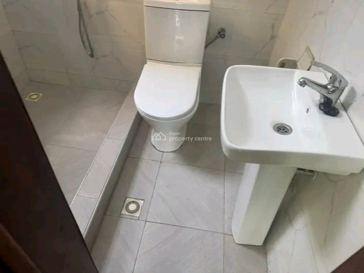 Decent 2bedroom Apartment @ Tantra Hill, Tantra Hill, Ga West Municipal, Accra, Apartment for Rent