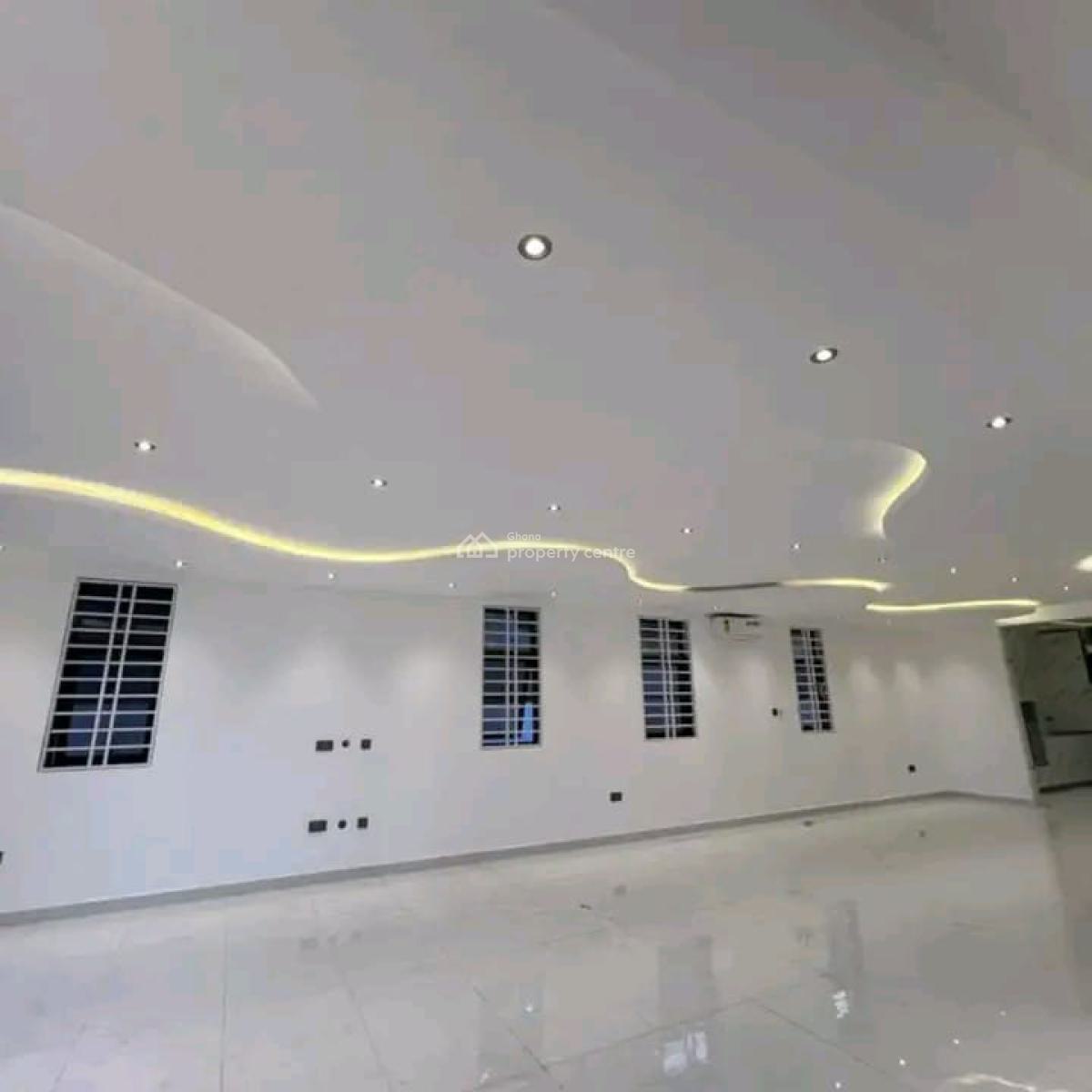 Modern 4-bedroom Townhouse @ Botwe, Ashaley Botwe, Adenta Municipal, Accra, House for Sale