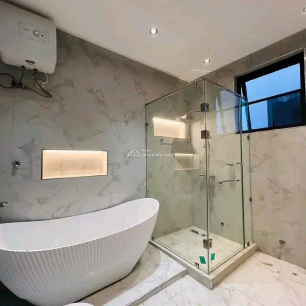 Modern 4-bedroom Townhouse @ Botwe, Ashaley Botwe, Adenta Municipal, Accra, House for Sale