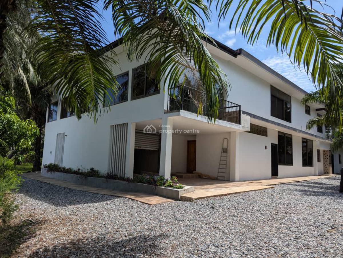 Eight  Bedroom Mansion, Cantoments Near Mahamas Office, Cantonments, Accra, House for Rent