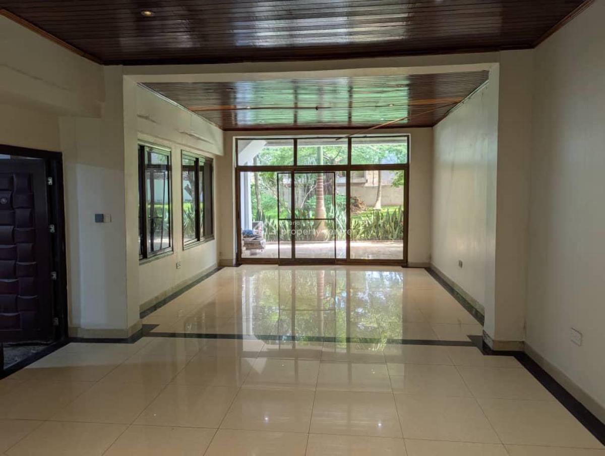 Eight  Bedroom Mansion, Cantoments Near Mahamas Office, Cantonments, Accra, House for Rent