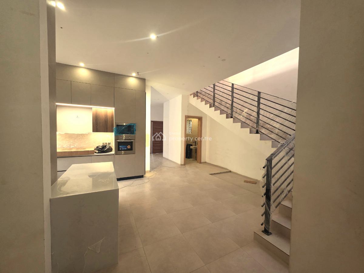 4 Bedroom House with a Boys Quarters at Spintex, Spintex, Accra Metropolitan, Accra, House for Sale