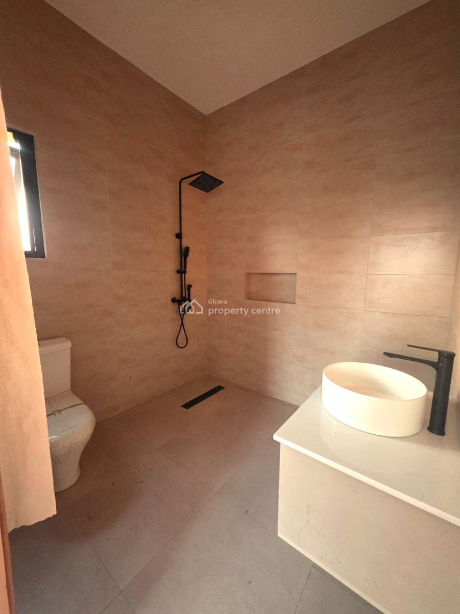 4 Bedroom House with a Boys Quarters at Spintex, Spintex, Accra Metropolitan, Accra, House for Sale