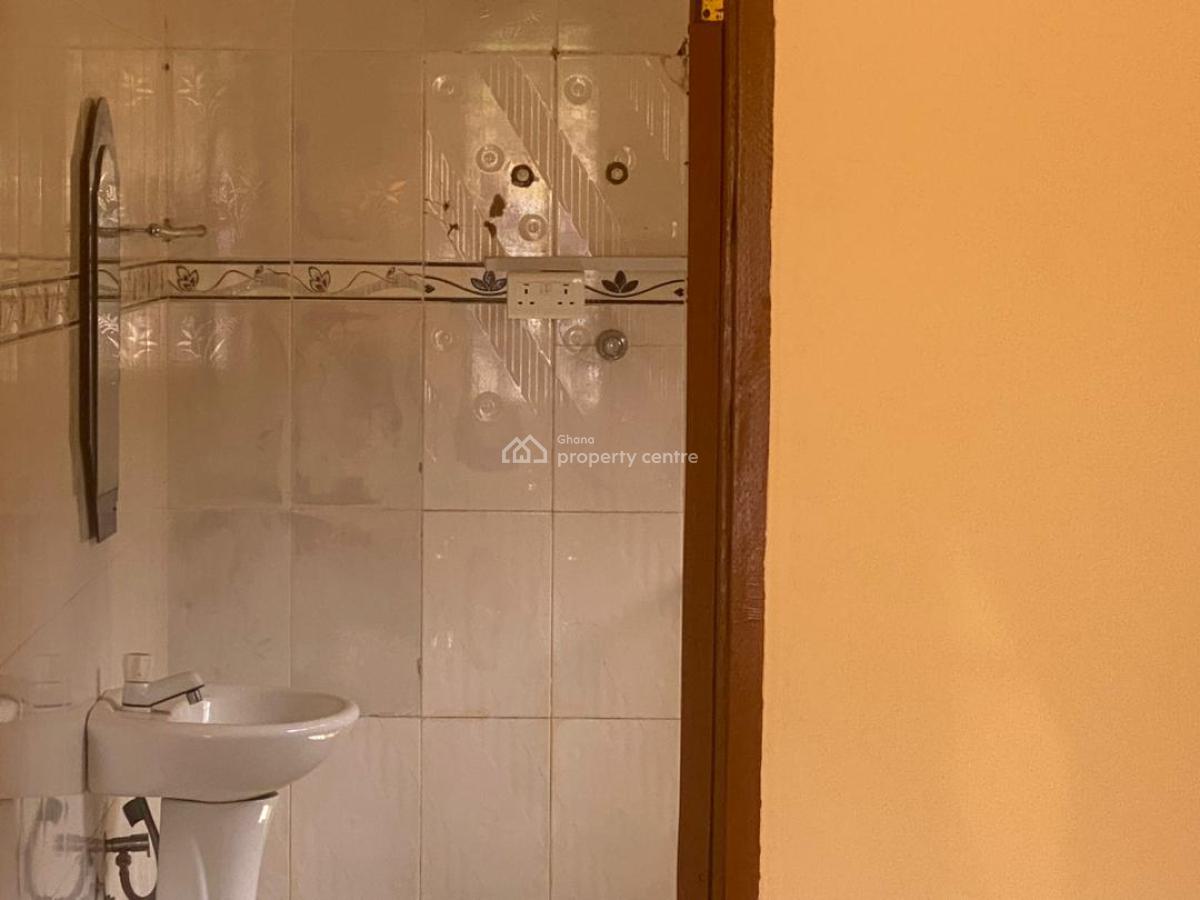 5brm of 3 Apartments Behind West Hills Mall Redtop Accra, West Hills Mall Redtop Policeman, Ga South Municipal, Accra, Block of Flats for Sale