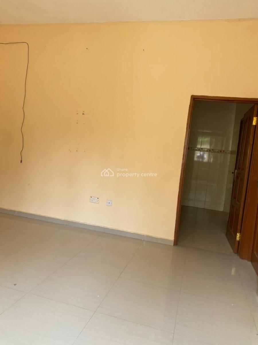 5brm of 3 Apartments Behind West Hills Mall Redtop Accra, West Hills Mall Redtop Policeman, Ga South Municipal, Accra, Block of Flats for Sale