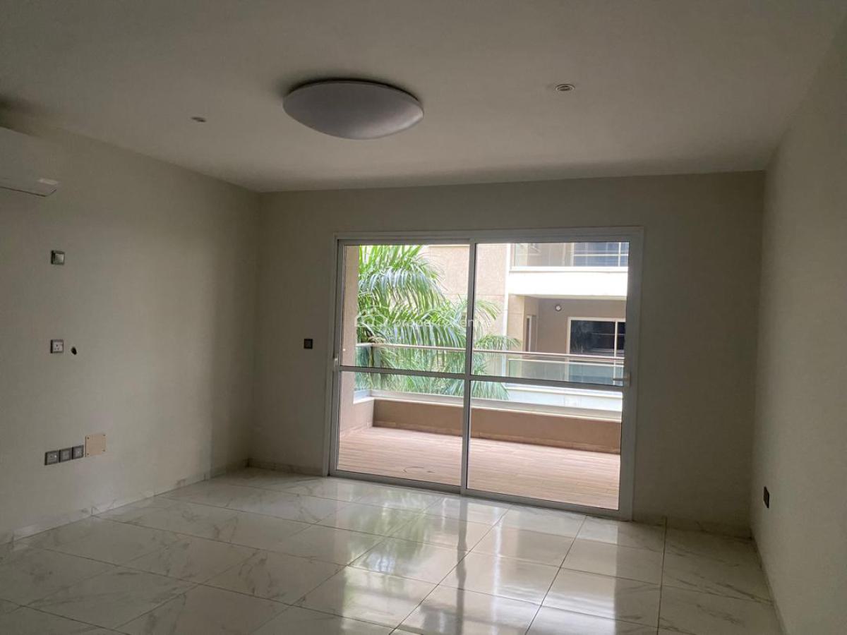 New & Semi Furnished 3master Brm Apartment Behind West Hills Mall Accr, Behind West Hills Mall, Ga South Municipal, Accra, Apartment for Rent